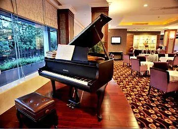 Yitel Hotel Xangai 4*,  China